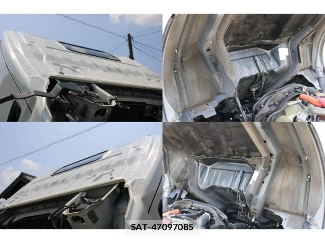 Hino DUTRO 2021-05 8216302-10