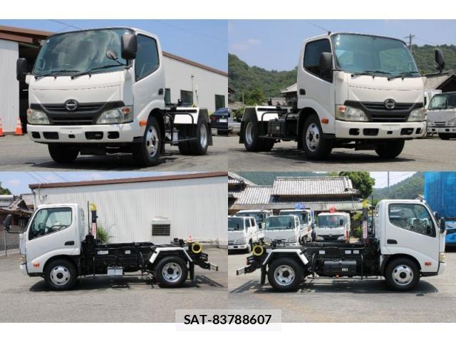 Hino DUTRO 2012-09 8216303-11