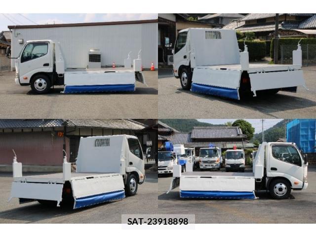 Hino DUTRO 2014-07 8216305-14