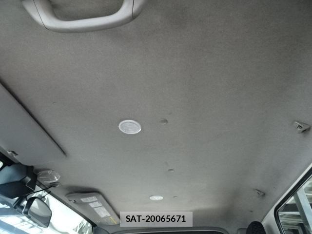 Hino DUTRO 2022-02 8218489-16