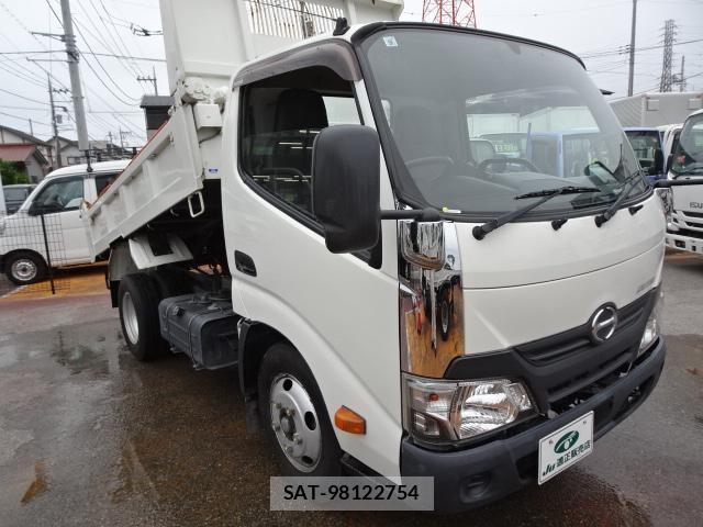 Hino DUTRO 2019-08 8218490-11