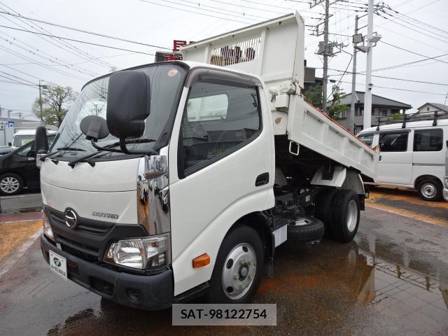 Hino DUTRO 2019-08 8218490-12