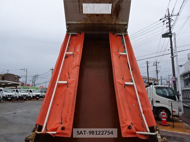 Hino DUTRO 2019-08 8218490-6