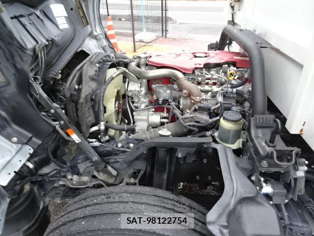 Hino DUTRO 2019-08 8218490-7