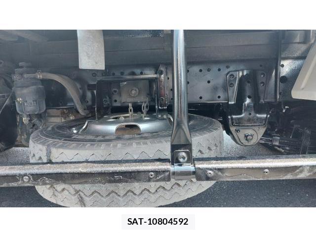 Hino DUTRO 2013-10 8220438-14