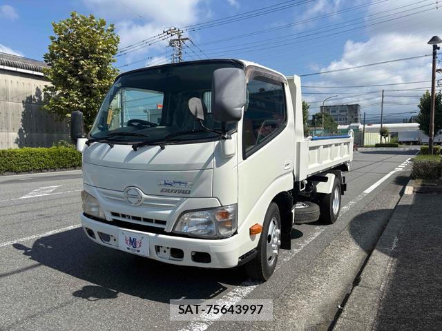 Hino DUTRO 2011-12 8220440-1