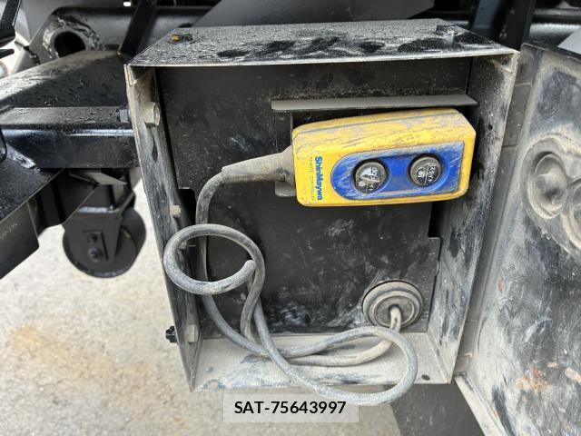 Hino DUTRO 2011-12 8220440-11