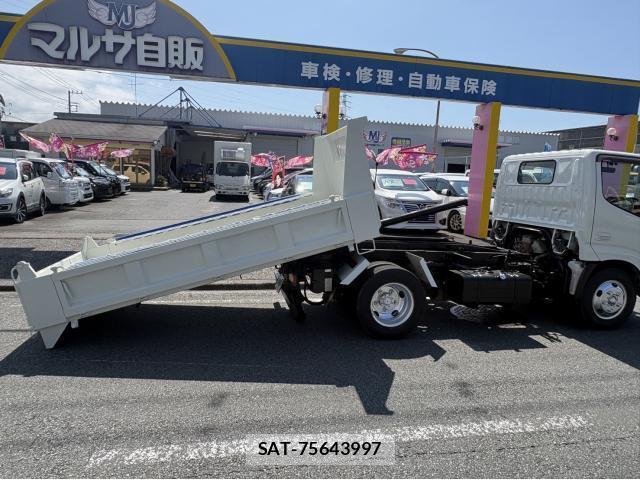 Hino DUTRO 2011-12 8220440-12
