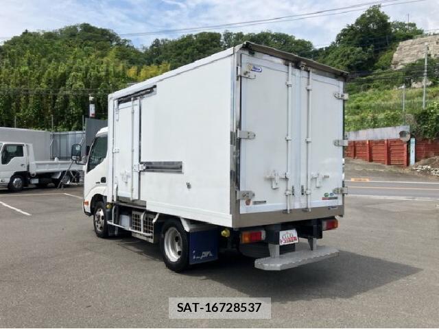 Hino DUTRO 2019 8220588-10