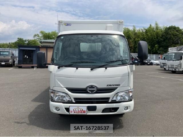 Hino DUTRO 2019 8220588-13