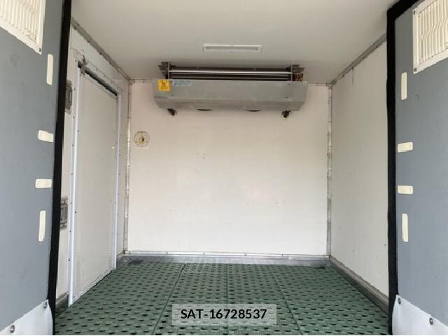 Hino DUTRO 2019 8220588-16