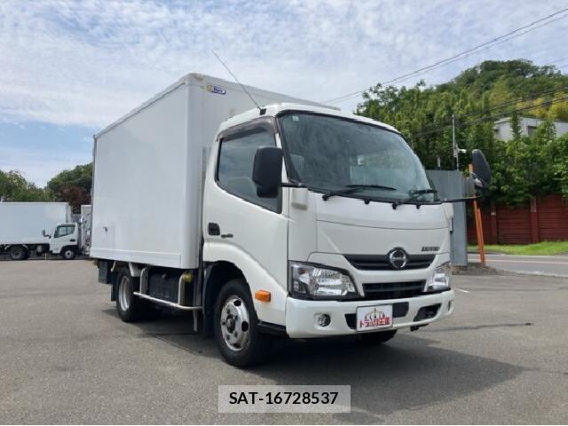 Hino DUTRO 2019 8220588-3