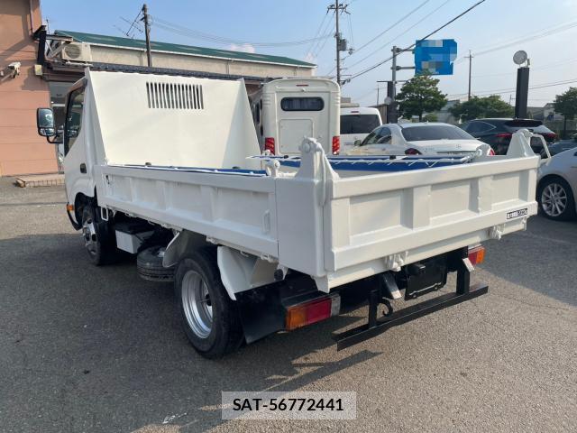 Hino DUTRO 2013-10 8220991-1