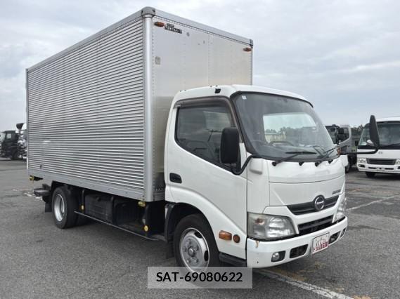 Hino DUTRO 2014 8221792-3