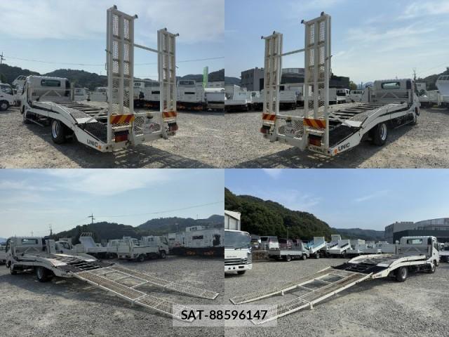 Hino DUTRO 2021-06 8223559-2