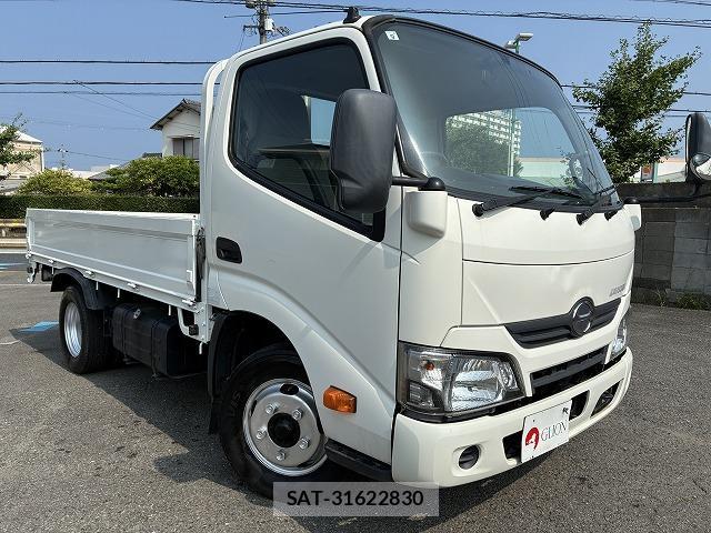Hino DUTRO 2016-08 8223758-2
