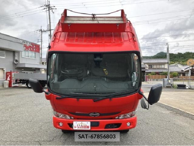 Hino DUTRO 2019 8225630-14