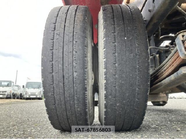Hino DUTRO 2019 8225630-19