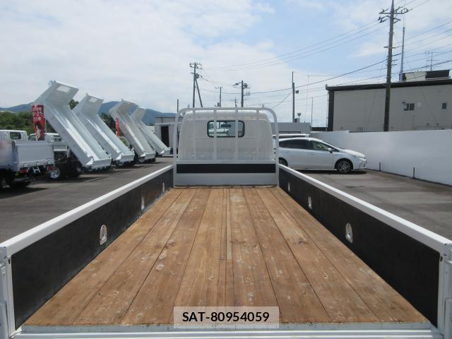 Toyota DYNA TRUCK 2014-07 8216290-11