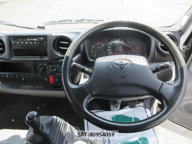 Toyota DYNA TRUCK 2014-07 8216290-15