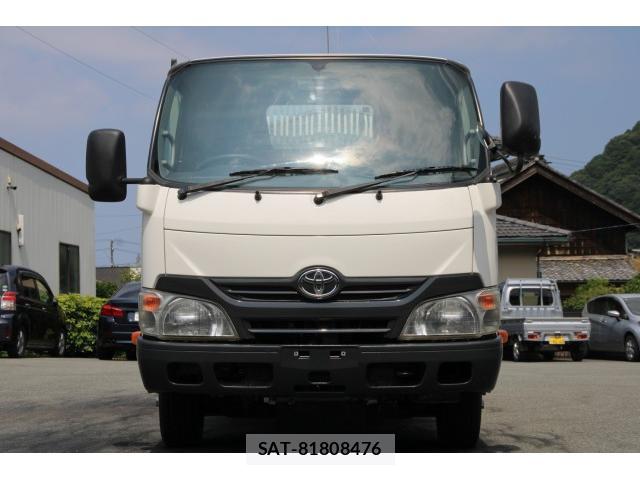 Toyota DYNA TRUCK 2014-04 8216297-1