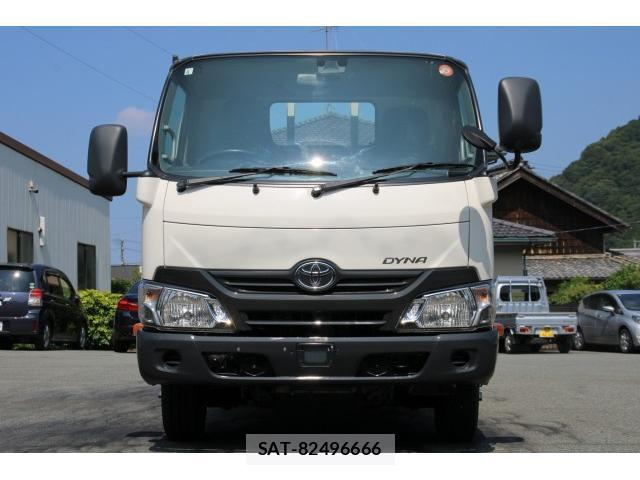 Toyota DYNA TRUCK 2019-08 8216304-1