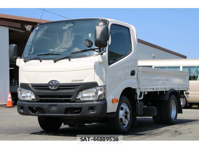 Toyota DYNA TRUCK 2019-08 8216306-0