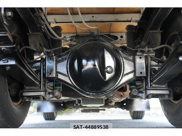 Toyota DYNA TRUCK 2019-08 8216306-17