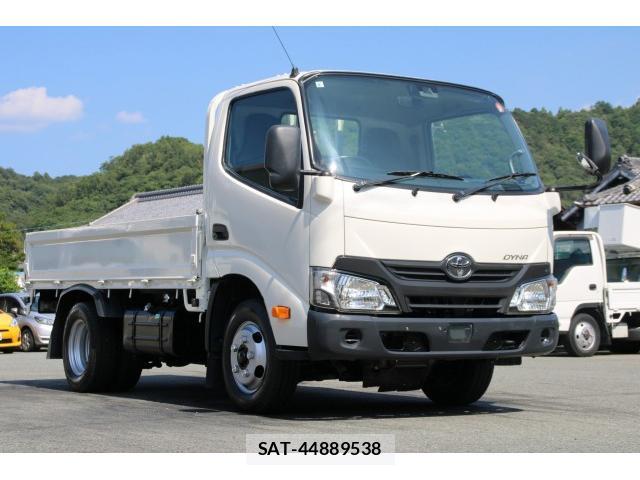 Toyota DYNA TRUCK 2019-08 8216306-2