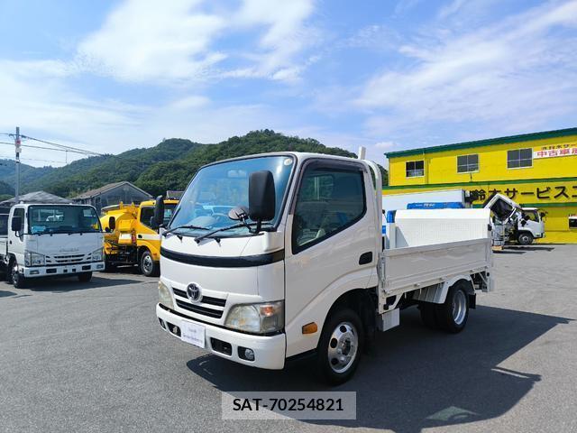 Toyota DYNA TRUCK 2013-06 8218394-0