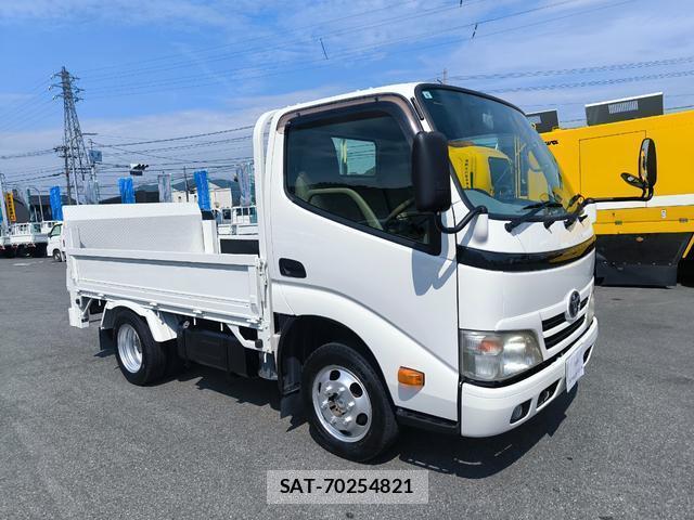 Toyota DYNA TRUCK 2013-06 8218394-2