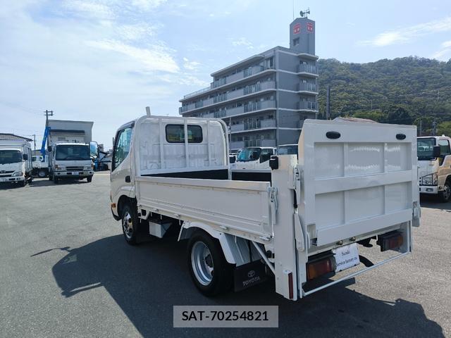 Toyota DYNA TRUCK 2013-06 8218394-5