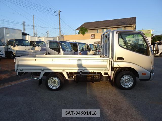 Toyota DYNA TRUCK 2018-07 8218492-3