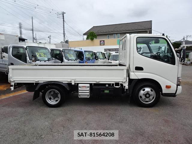 Toyota DYNA TRUCK 2020-06 8218495-3