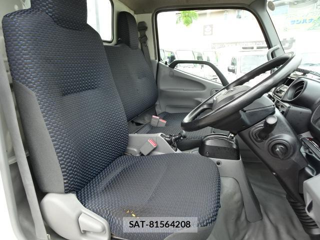 Toyota DYNA TRUCK 2020-06 8218495-5