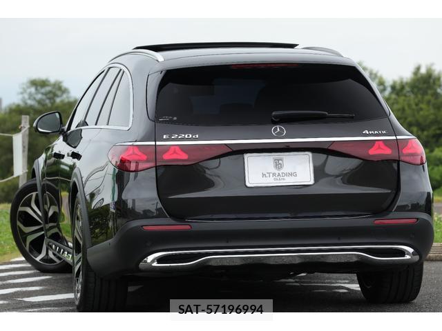 Mercedes Benz E-CLASS 2024-08 8224292-1