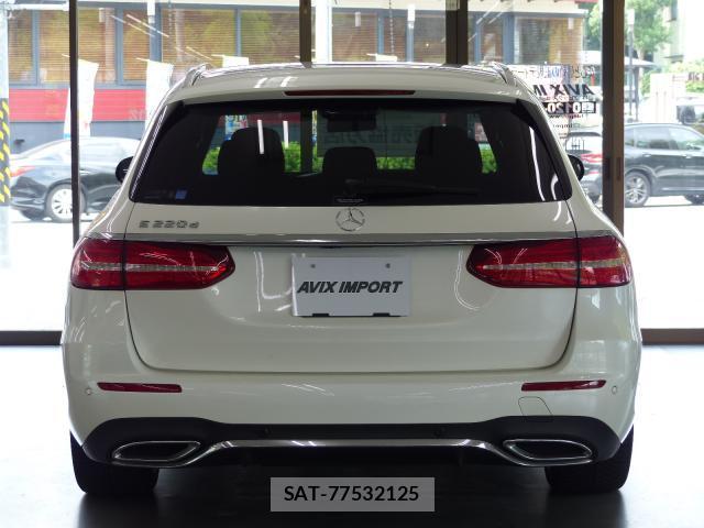 Mercedes Benz E-CLASS 2017-06 8221321-3