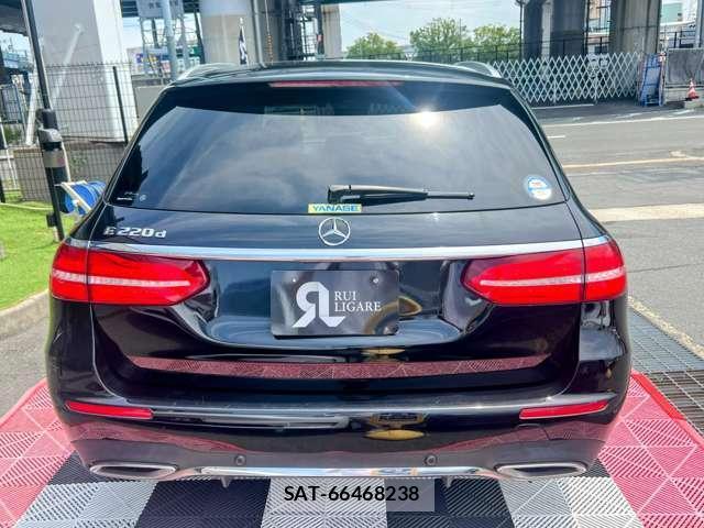 Mercedes Benz E-CLASS 2017-11 8224984-8