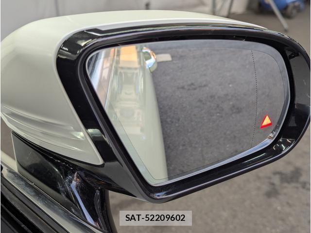 Mercedes Benz E-CLASS 2018-03 8217242-18