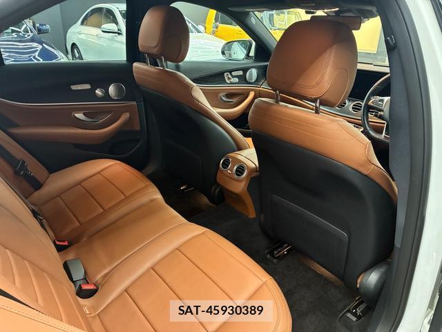 Mercedes Benz E-CLASS 2018-08 8223545-3