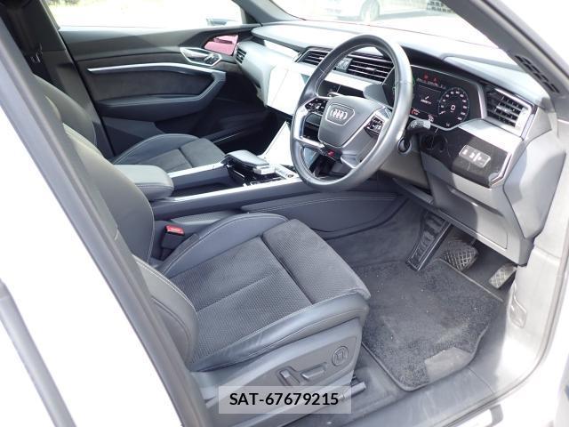 Audi E-TRON 2022-06 8223123-2