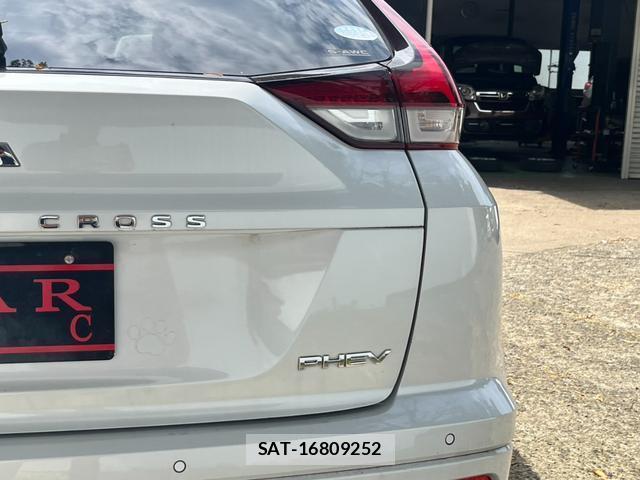 Mitsubishi ECLIPSE CROSS 2021-02 8219885-15