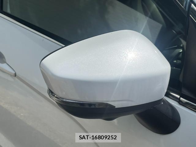 Mitsubishi ECLIPSE CROSS 2021-02 8219885-17