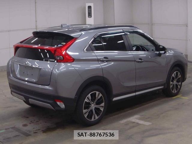 Mitsubishi ECLIPSE CROSS 2020-01 8216422-3