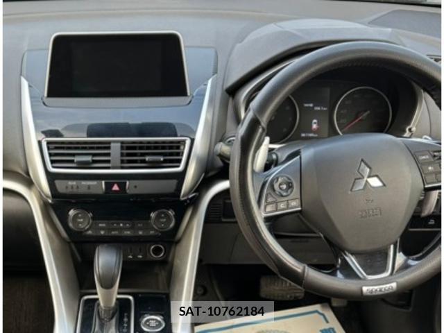 Mitsubishi ECLIPSE CROSS 2018-03 8217477-2