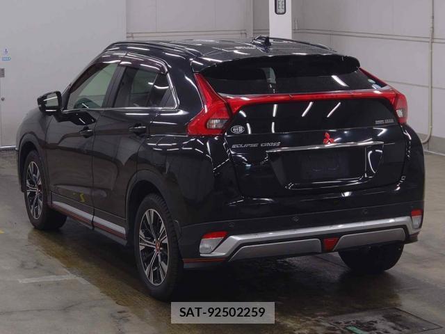 Mitsubishi ECLIPSE CROSS 2018-10 8217530-1