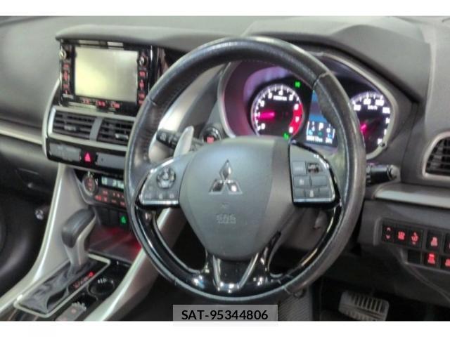 Mitsubishi ECLIPSE CROSS 2018-06 8217645-2