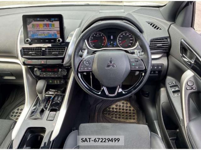 Mitsubishi ECLIPSE CROSS 2023-02 8217975-2