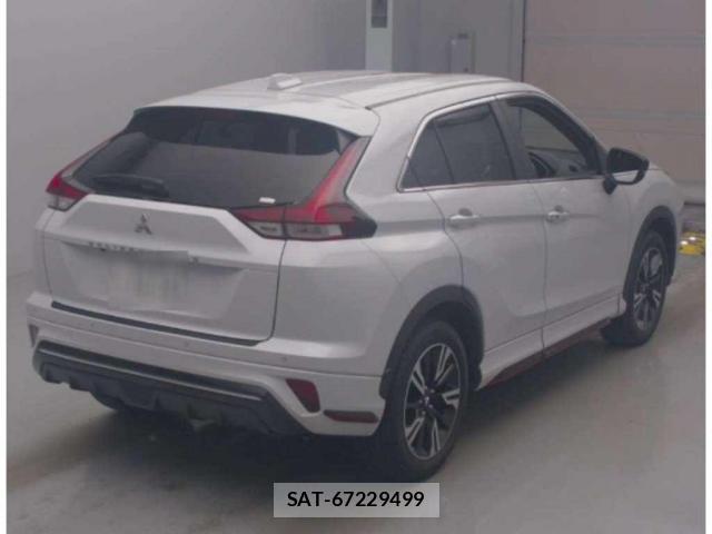 Mitsubishi ECLIPSE CROSS 2023-02 8217975-4