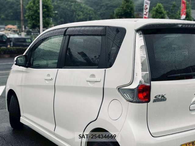 Mitsubishi EK CUSTOM 2013-08 8218178-11